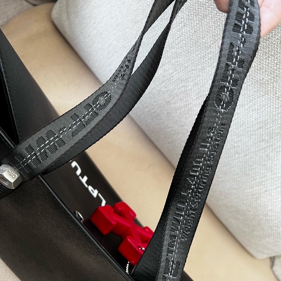 Off White shopping bag - Picture 5 of 7